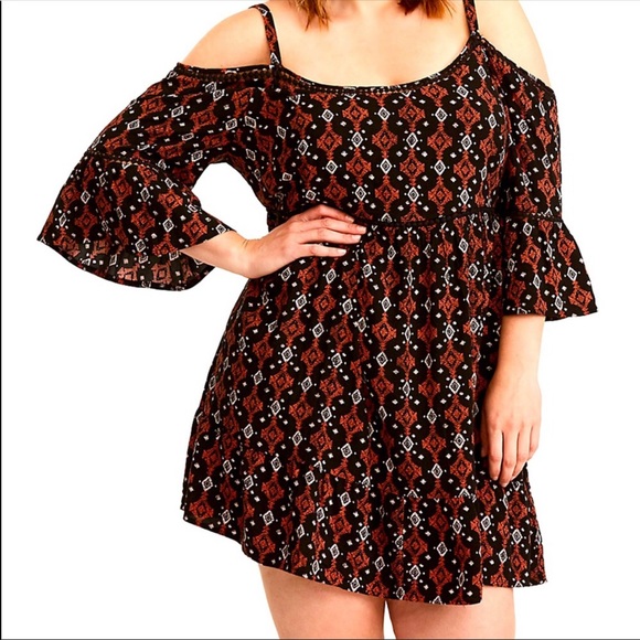 New Torrid Geo Print Cold Shoulder Dress Size 1 / 1X - Picture 11 of 14
